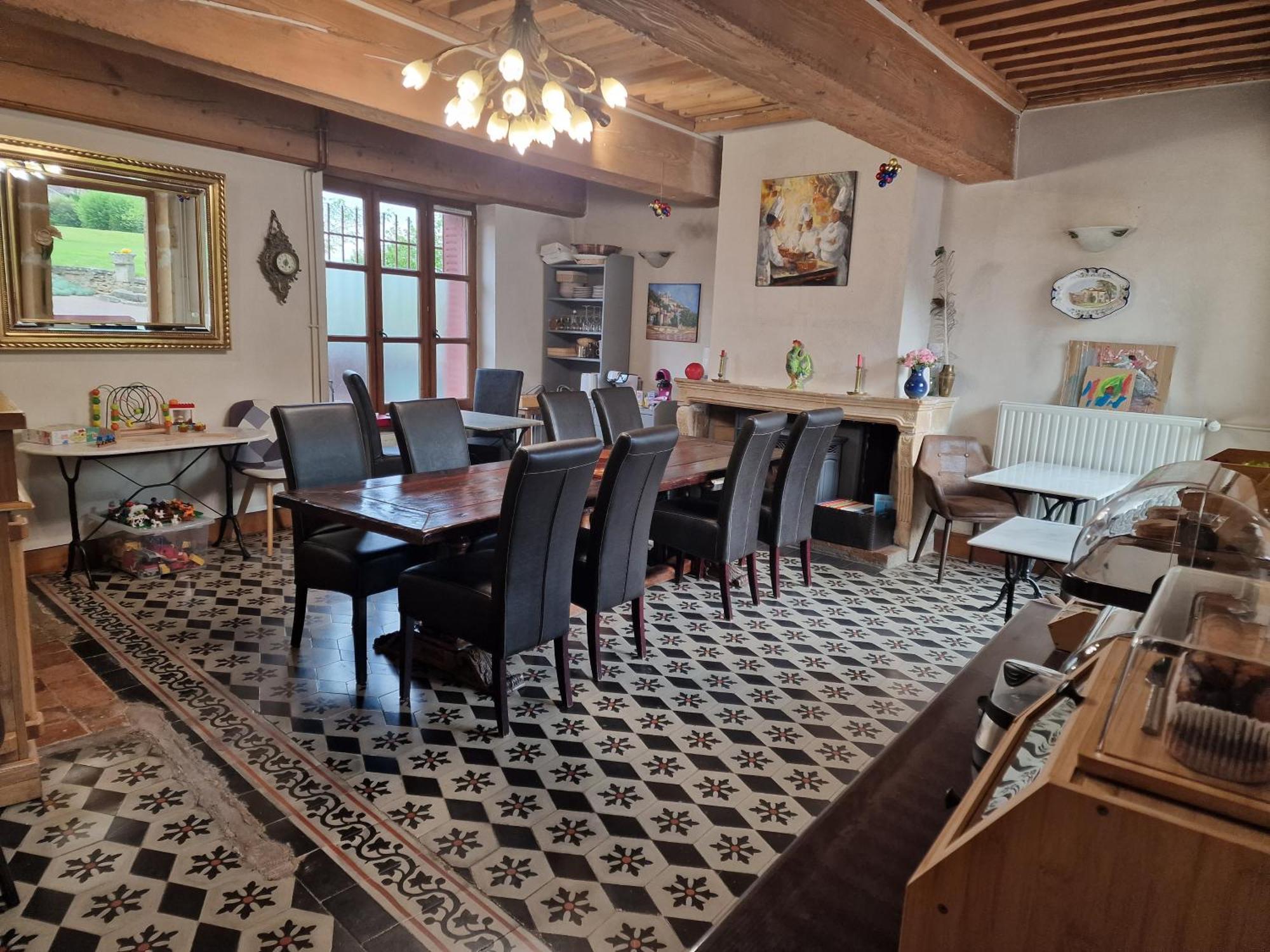 Le Relais Des Dames Bed & Breakfast Neuville-sur-Saone Exterior photo
