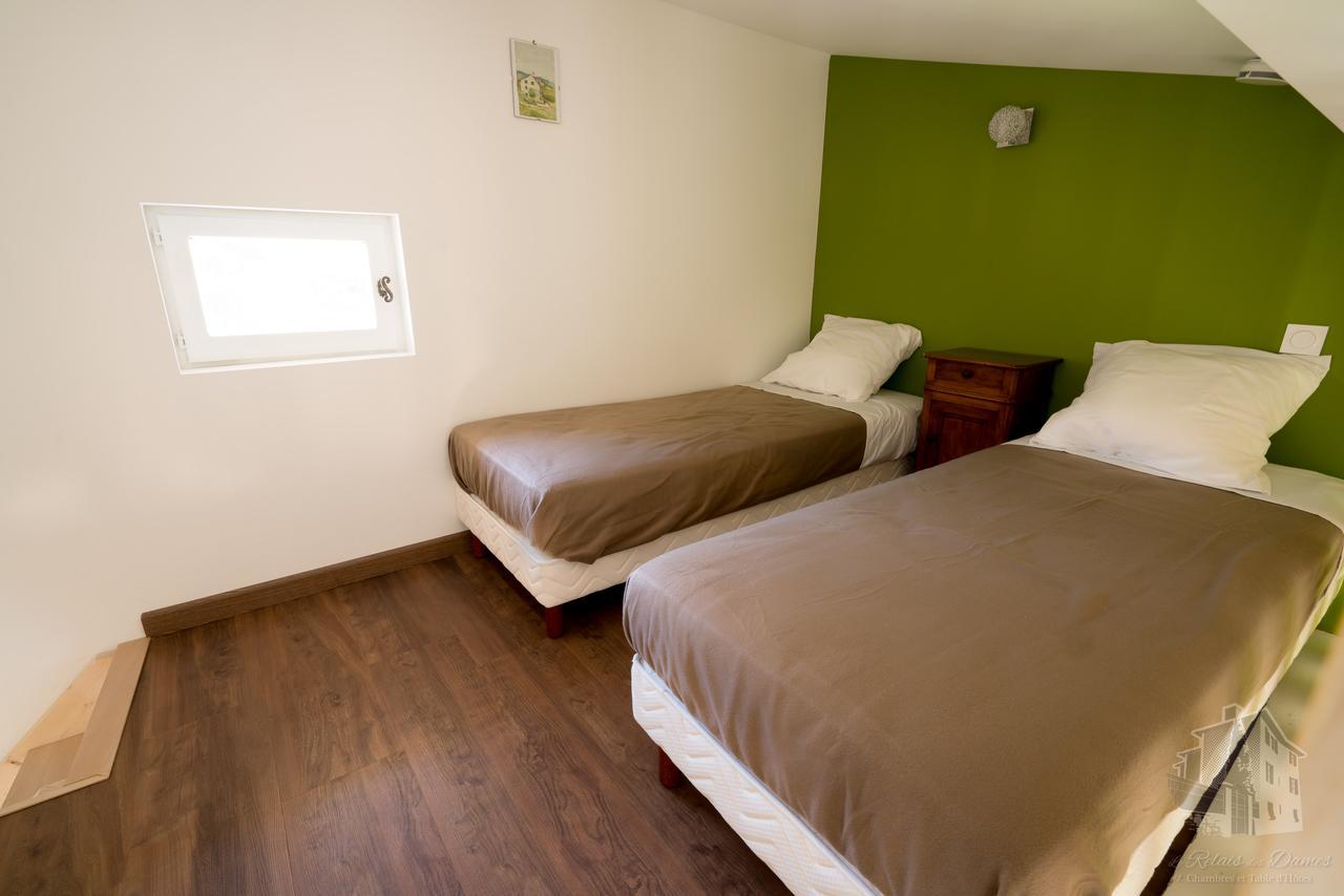Le Relais Des Dames Bed & Breakfast Neuville-sur-Saone Exterior photo