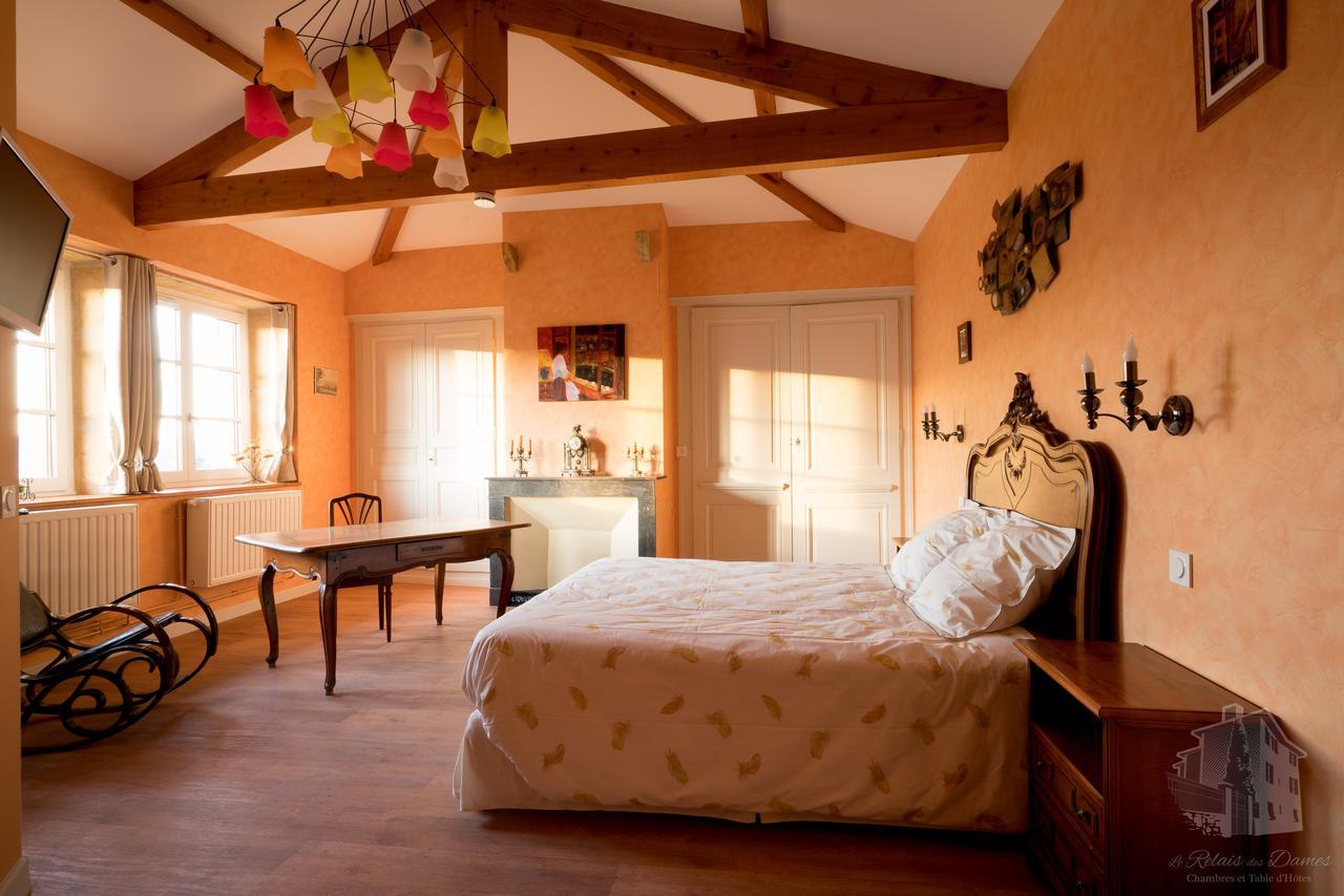 Le Relais Des Dames Bed & Breakfast Neuville-sur-Saone Exterior photo